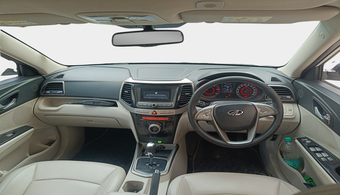 2019 Mahindra XUV300 W8 (O) 1.5 DIESEL AMT, Diesel, Automatic, 1,14,070 km, interior