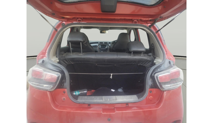 2018 Mahindra KUV 100 NXT K8 P 6 STR, Petrol, Manual, 68,794 km, exterior