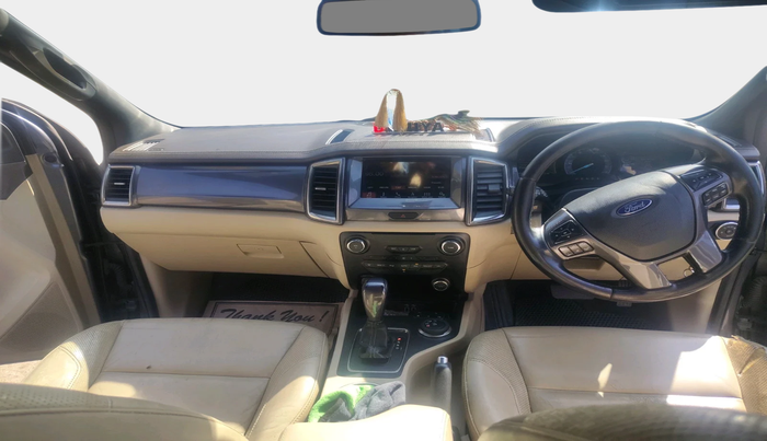 2017 Ford Endeavour TITANIUM 3.2 4X4 AT, Diesel, Automatic, 97,866 km, interior