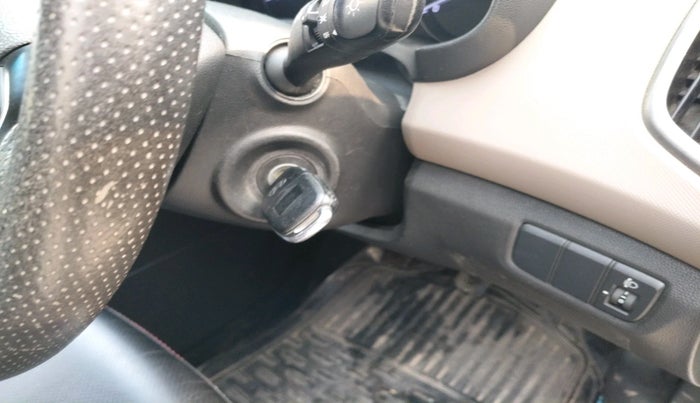 2015 Hyundai Creta S 1.6 PETROL, Petrol, Manual, 1,19,354 km, interior