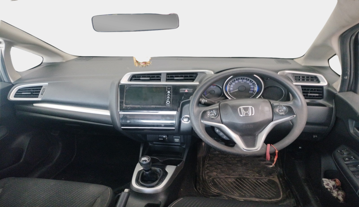 2017 Honda WR-V 1.5L I-DTEC VX MT, Diesel, Manual, 1,71,173 km, interior