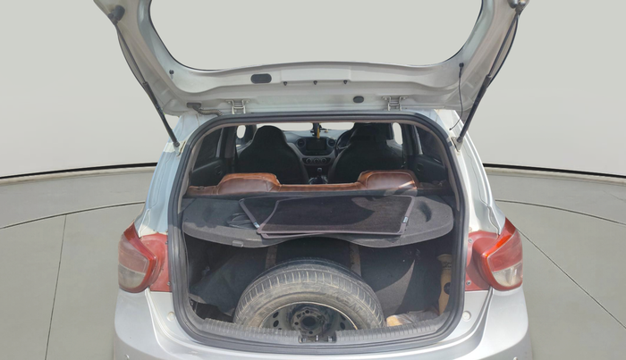 2015 Hyundai Grand i10 MAGNA 1.2 KAPPA VTVT, Petrol, Manual, 1,05,974 km, exterior