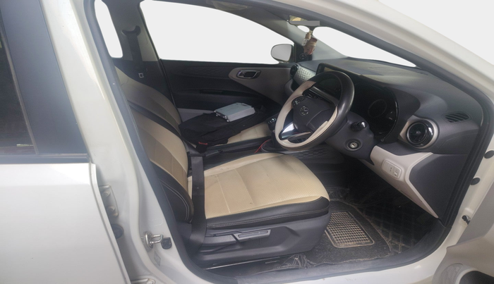 2021 Hyundai GRAND I10 NIOS SPORTZ 1.2 KAPPA VTVT CNG, Petrol, Manual, 1,09,992 km, interior