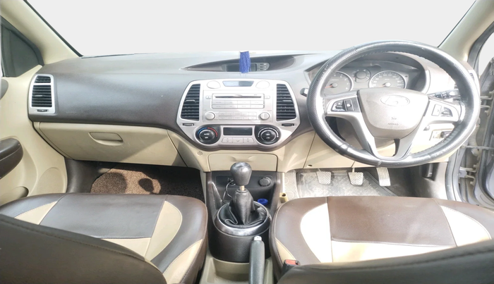 2011 Hyundai i20 ASTA 1.2, Petrol, Manual, 1,32,736 km, interior