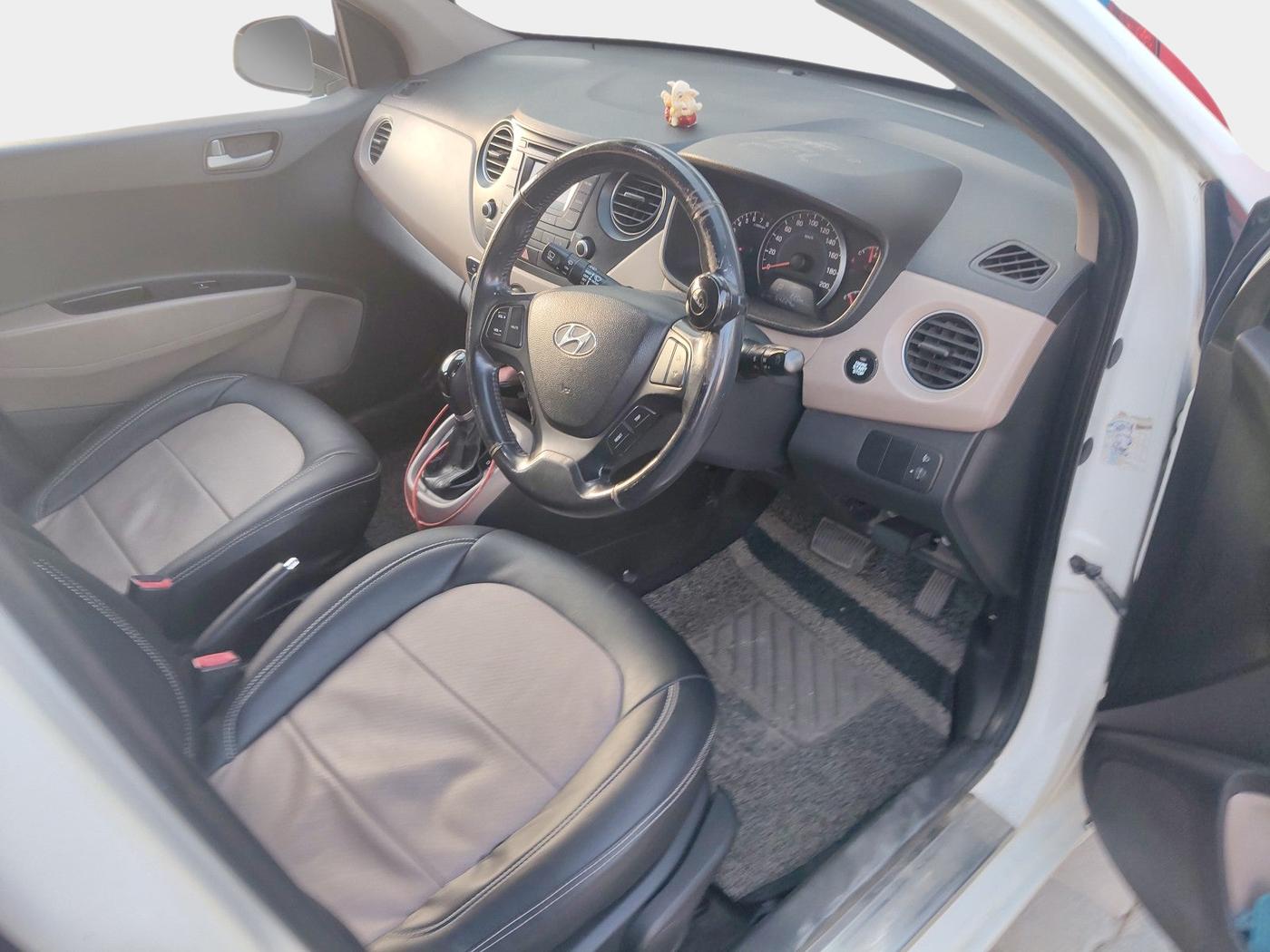 2015 Hyundai Grand i10 ASTA 1.2 KAPPA VTVT, Petrol, Manual, 54,226 km, interior