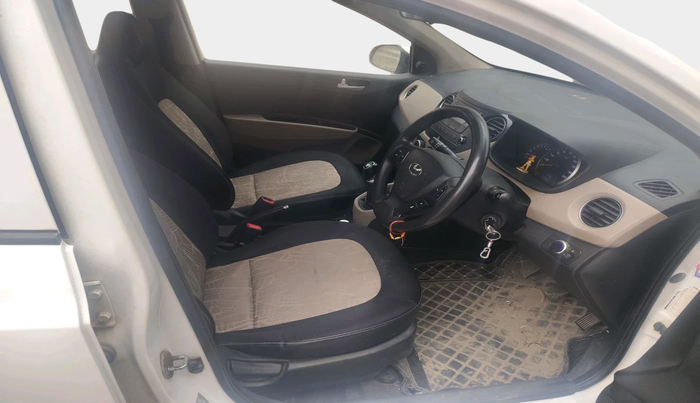 2017 Hyundai Grand i10 SPORTZ 1.2 KAPPA VTVT, Petrol, Manual, 78,116 km, interior