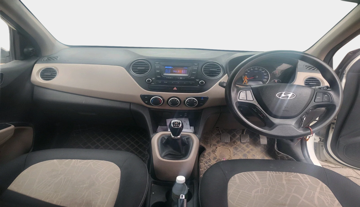 2017 Hyundai Grand i10 SPORTZ 1.2 KAPPA VTVT, Petrol, Manual, 78,116 km, interior