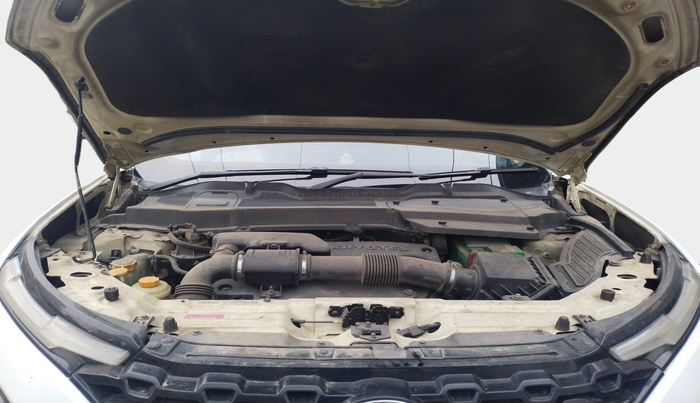2019 Tata Harrier XZ 2.0L, Diesel, Manual, 2,15,009 km, exterior