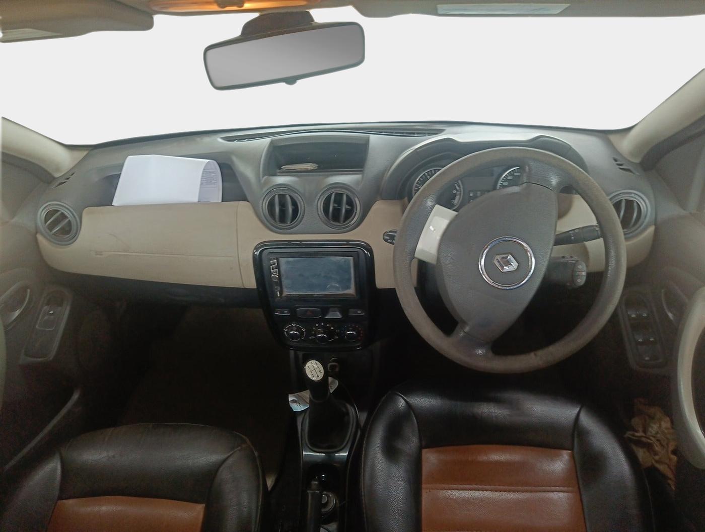 2014 Renault Duster 85 PS RXL DIESEL, Diesel, Manual, 1,79,459 km, interior