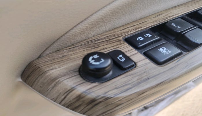 2018 Maruti Ciaz ALPHA 1.5 SHVS PETROL, Petrol, Manual, 48,669 km, interior