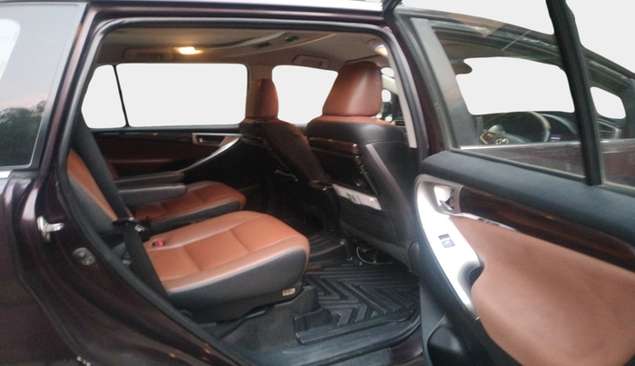 2018 Toyota Innova Crysta 2.8 ZX AT 7 STR, Diesel, Automatic, 1,90,028 km, interior