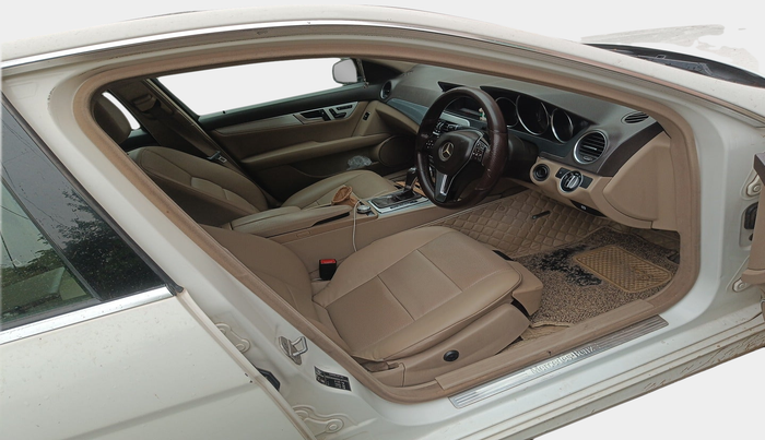 2014 Mercedes Benz C Class C 220 CDI AVANTGARDE, Diesel, Automatic, 1,24,484 km, interior