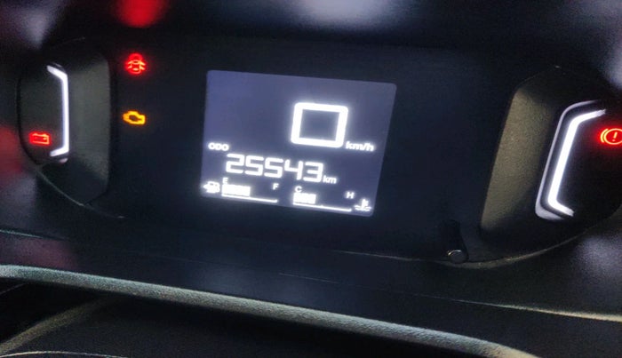 2023 CITROEN C3 SHINE 1.2, Petrol, Manual, 25,543 km, interior