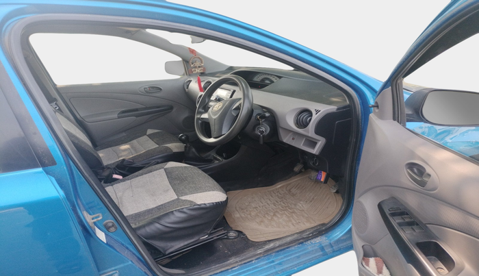 2011 Toyota Etios Liva G SP, Petrol, Manual, 55,820 km, interior