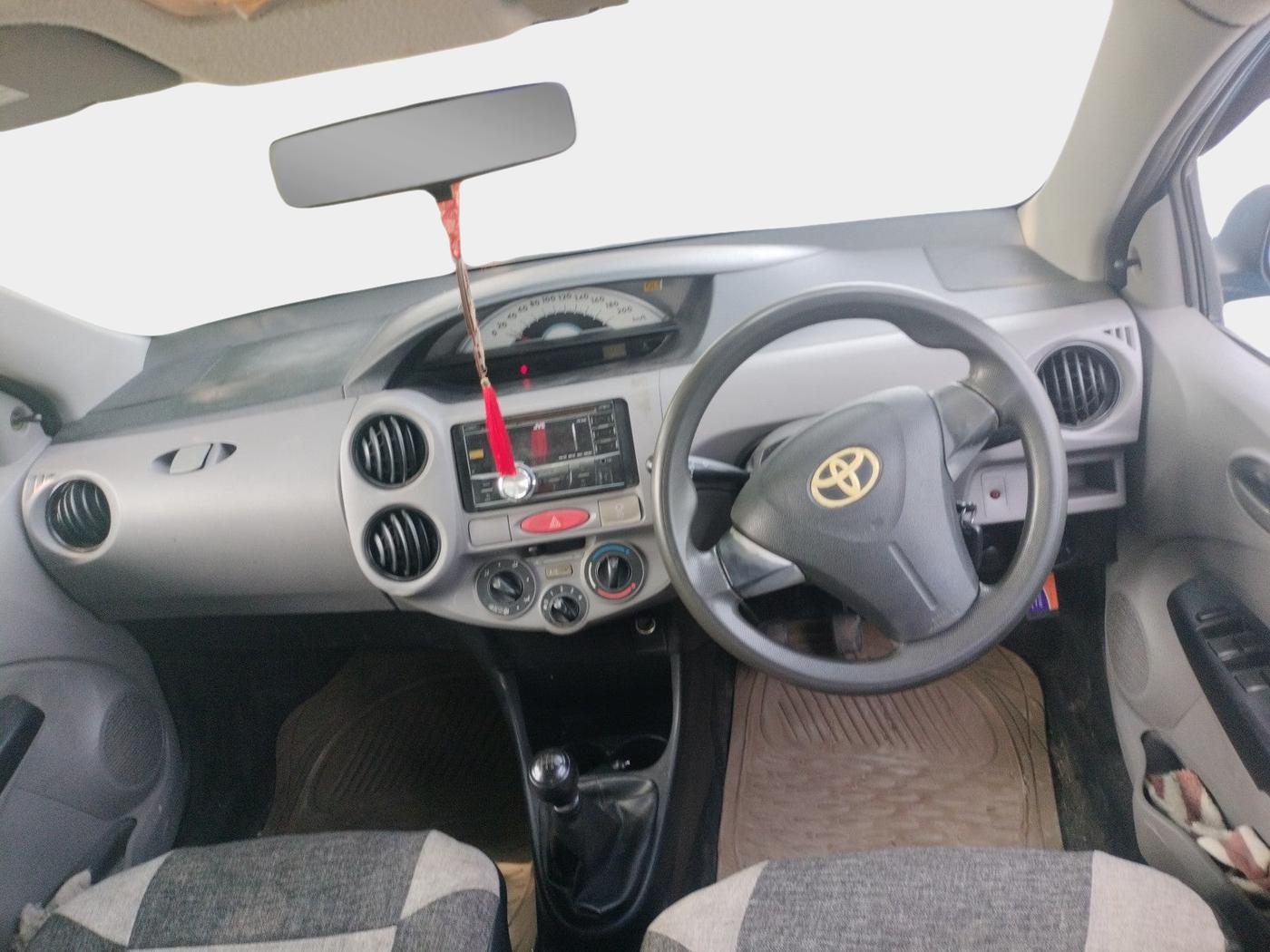2011 Toyota Etios Liva G SP, Petrol, Manual, 85,245 km, interior