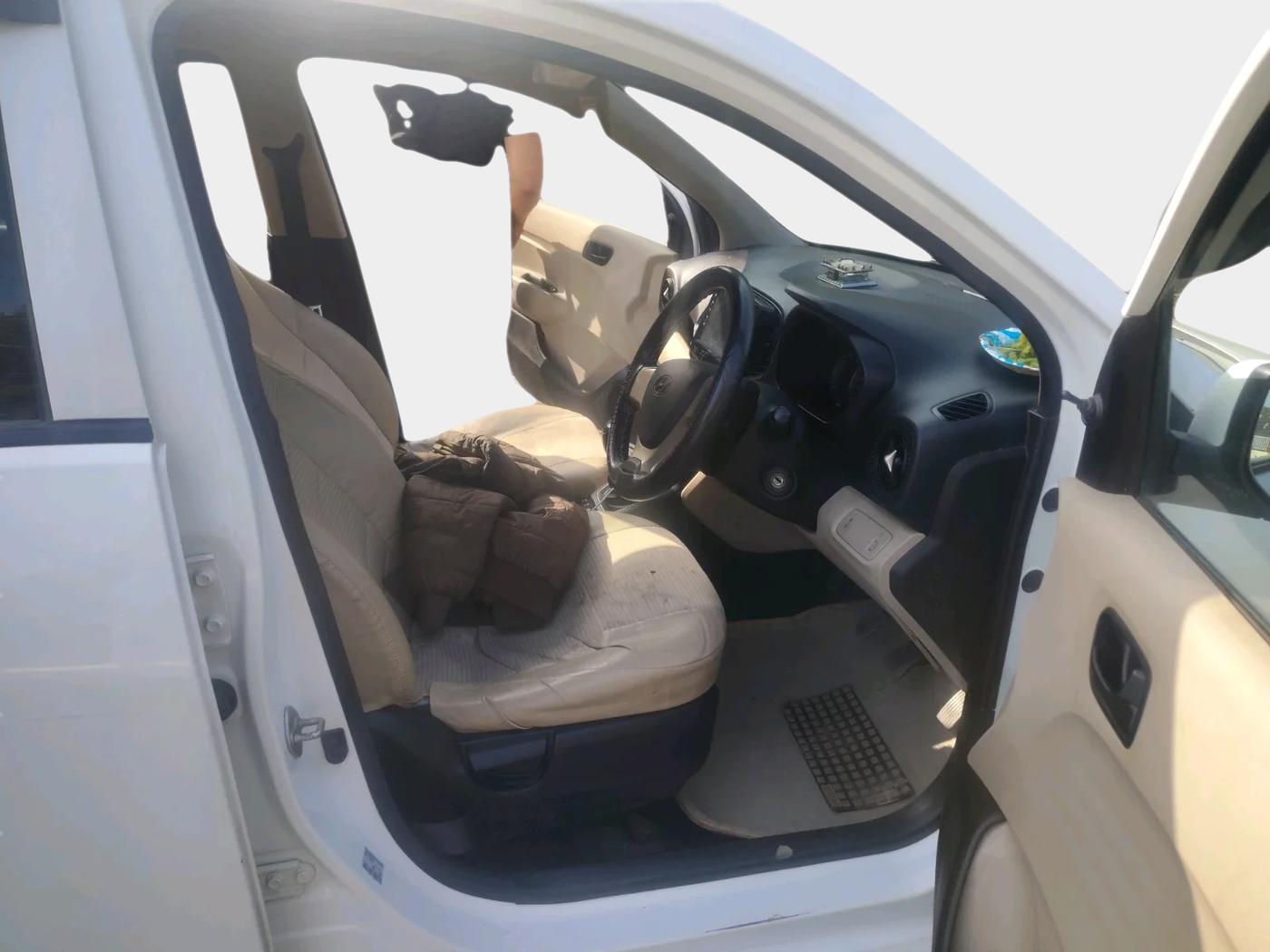 2022 Hyundai NEW SANTRO MAGNA EXECUTIVE CNG, CNG, Manual, 56,294 km, interior