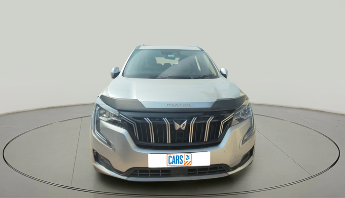 2022 Mahindra XUV700 AX 7 LUXURY D AWD AT 7 STR, Diesel, Automatic, 9,911 km, exterior