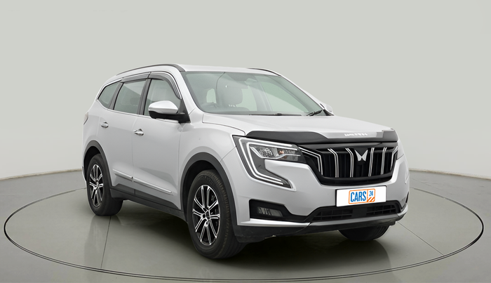 2022 Mahindra XUV700 AX 7 LUXURY D AWD AT 7 STR, Diesel, Automatic, 9,911 km, exterior