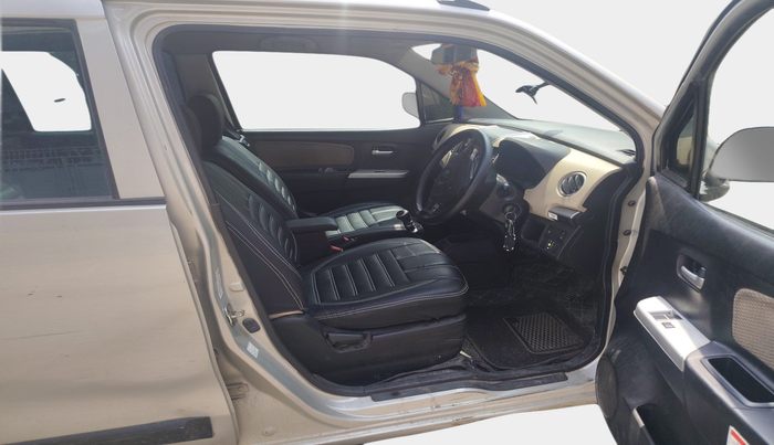 2017 Maruti Wagon R 1.0 LXI CNG, Petrol, Manual, 1,70,077 km, interior