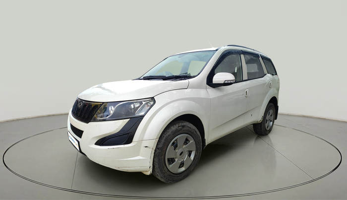2016 Mahindra XUV500 W4 1.99, Diesel, Manual, 72,807 km, exterior