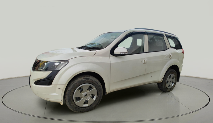 2016 Mahindra XUV500 W4 1.99, Diesel, Manual, 72,807 km, exterior