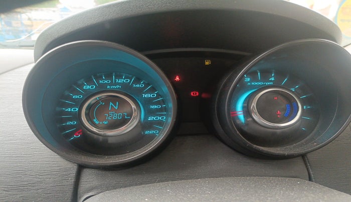 2016 Mahindra XUV500 W4 1.99, Diesel, Manual, 72,807 km, interior
