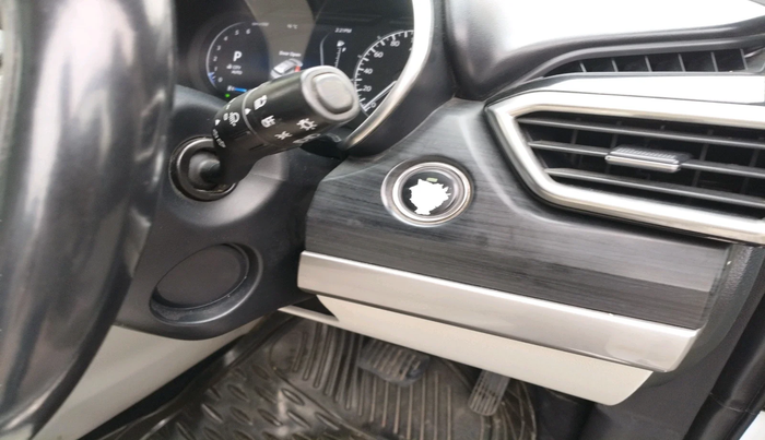 2021 Tata Safari XZA PLUS, Diesel, Automatic, 1,44,144 km, interior