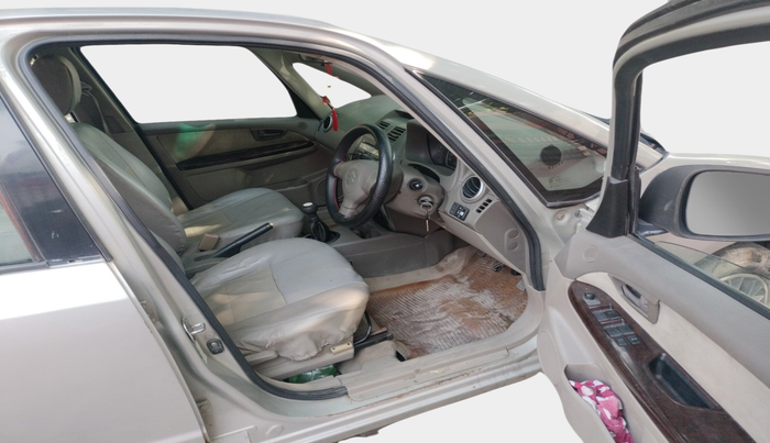 2010 Maruti SX4 VXI, Petrol, Manual, 1,39,348 km, interior