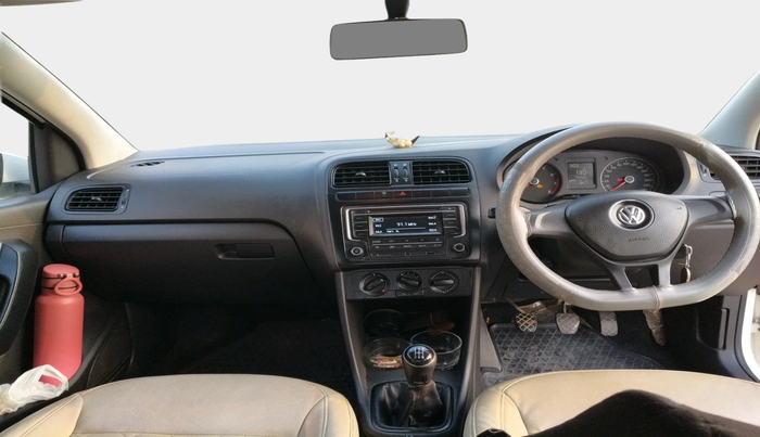 2018 Volkswagen Polo COMFORTLINE 1.0L MPI, Petrol, Manual, 74,450 km, interior