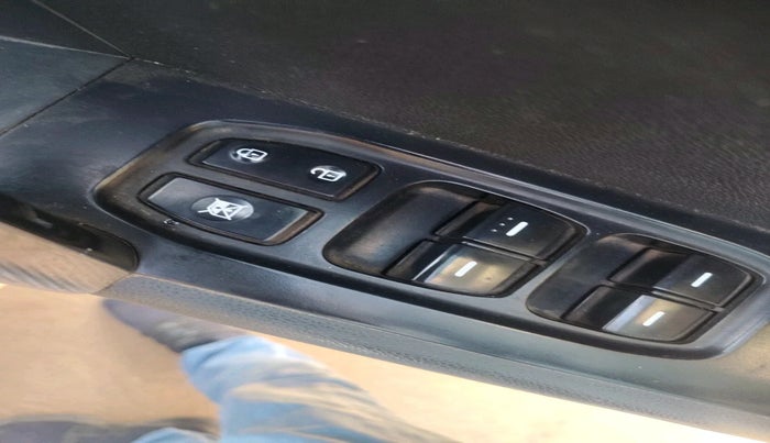 2017 Hyundai Creta BASE 1.4 DIESEL, Diesel, Manual, 1,65,119 km, interior