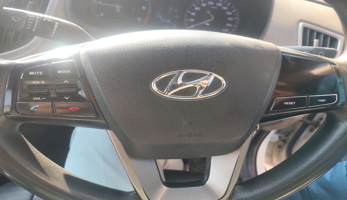 2017 Hyundai Creta BASE 1.4 DIESEL, Diesel, Manual, 1,65,119 km, interior