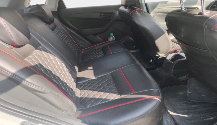 2018 Maruti Vitara Brezza VDI (O), Diesel, Manual, 44,563 km, interior