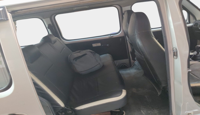 2017 Maruti Eeco 5 STR WITH A/C+HTR CNG, Petrol, Manual, 84,883 km, interior