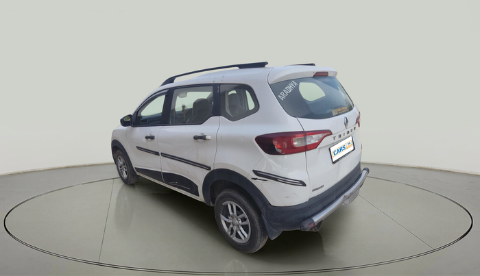 2022 Renault TRIBER RXT, Petrol, Manual, 54,443 km, exterior
