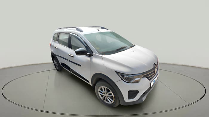 2022 Renault TRIBER RXT, Petrol, Manual, 54,443 km, exterior