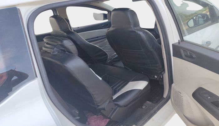2022 Renault TRIBER RXT, Petrol, Manual, 54,443 km, interior