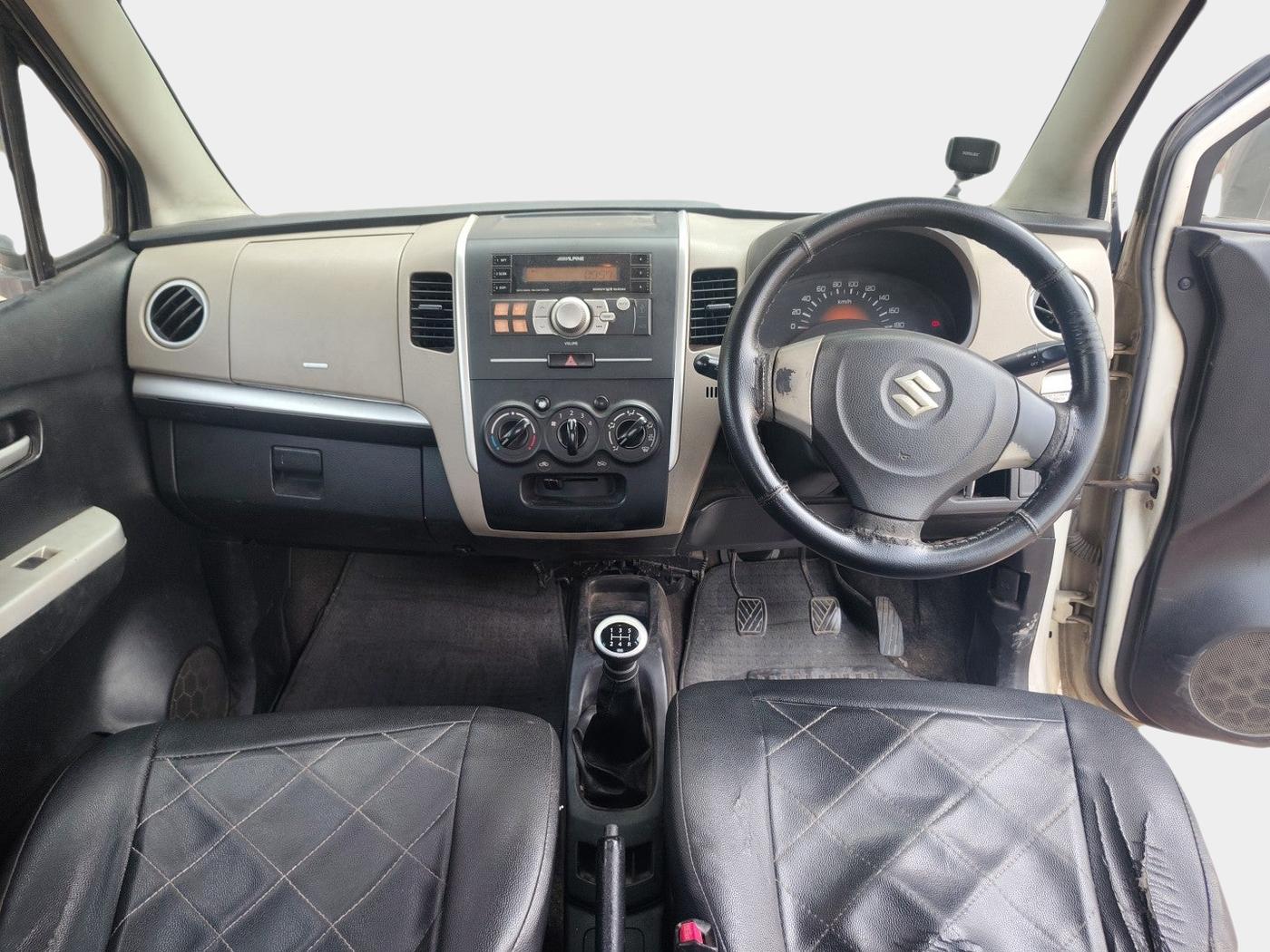 2015 Maruti Wagon R 1.0 LXI CNG, Petrol, Manual, 1,45,000 km, interior