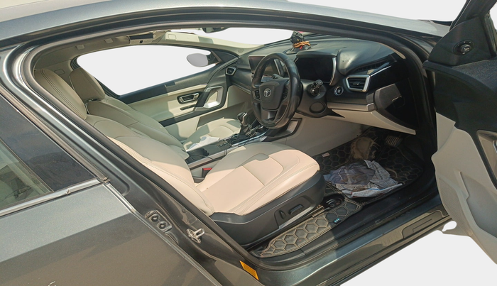 2021 Tata Safari XZA PLUS, Diesel, Automatic, 63,200 km, interior