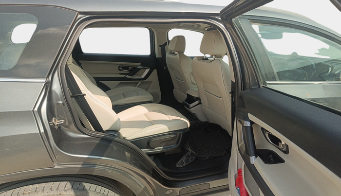 2021 Tata Safari XZA PLUS, Diesel, Automatic, 63,200 km, interior