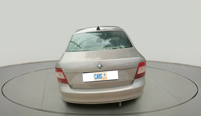 2014 Skoda Rapid AMBITION 1.6 MPI MT, Petrol, Manual, 1,52,603 km, exterior
