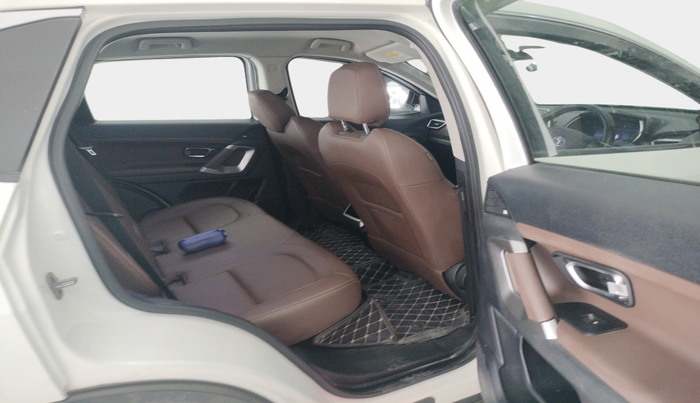 2019 Tata Harrier XZ 2.0L, Diesel, Manual, 38,839 km, interior