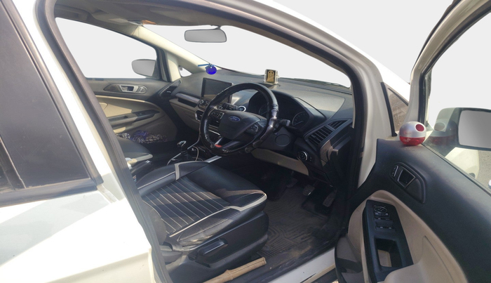 2019 Ford Ecosport TITANIUM 1.5L DIESEL, Diesel, Manual, 1,39,939 km, interior