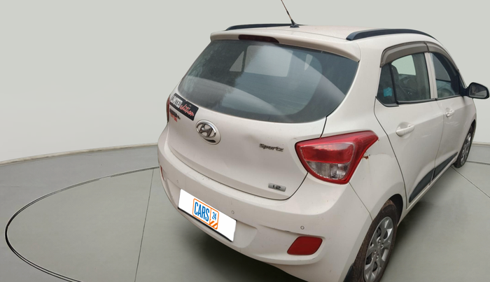2016 Hyundai Grand i10 SPORTZ 1.2 KAPPA VTVT, Petrol, Manual, 1,07,092 km, exterior