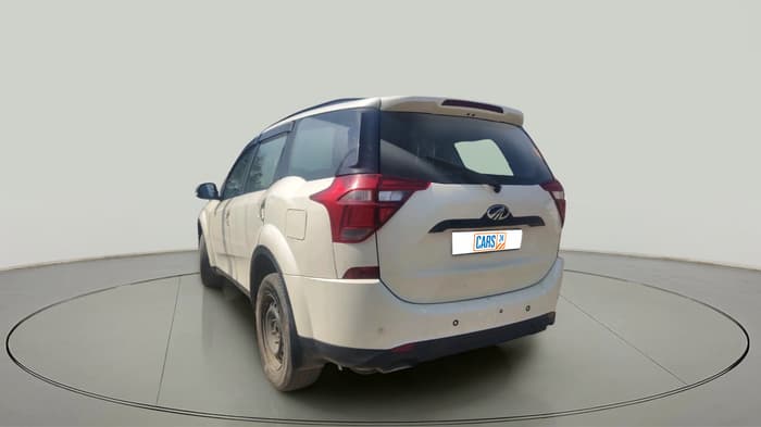 2021 Mahindra XUV500 W7, Diesel, Manual, 1,60,000 km, exterior