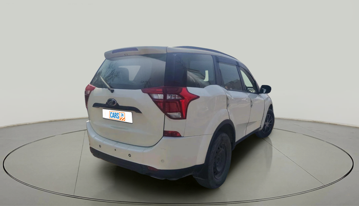 2021 Mahindra XUV500 W7, Diesel, Manual, 1,58,092 km, exterior