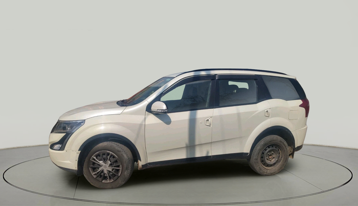 2021 Mahindra XUV500 W7, Diesel, Manual, 1,58,092 km, exterior