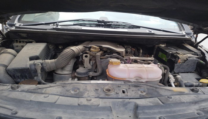 2018 Tata Hexa XM PLUS 4X2 7 STR, Diesel, Manual, 1,50,737 km, exterior