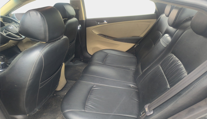 2012 Hyundai Verna FLUIDIC 1.6 VTVT SX, Petrol, Manual, 82,239 km, interior