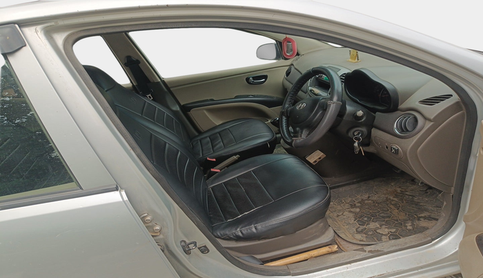 2010 Hyundai i10 MAGNA 1.2, Petrol, Manual, 1,12,384 km, interior