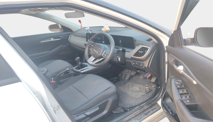 2023 KIA SELTOS HTK 1.5 PETROL, Petrol, Manual, 27,490 km, interior